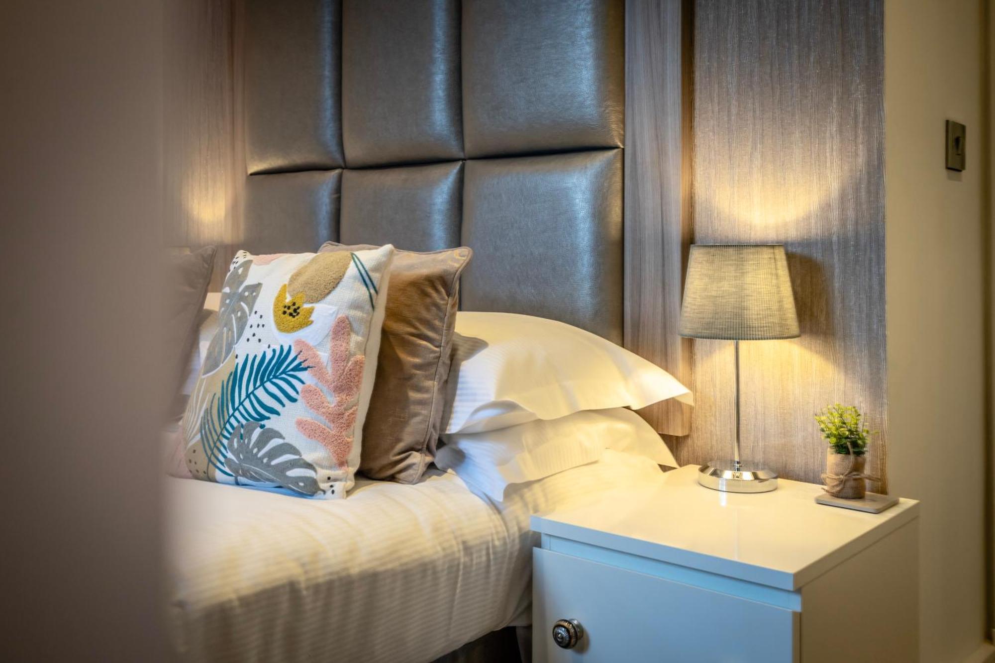31 Cocoa Suites York Eksteriør billede